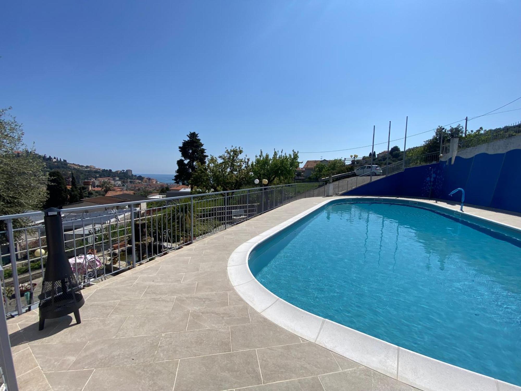 Residence Hotel Edy Imperia Eksteriør billede